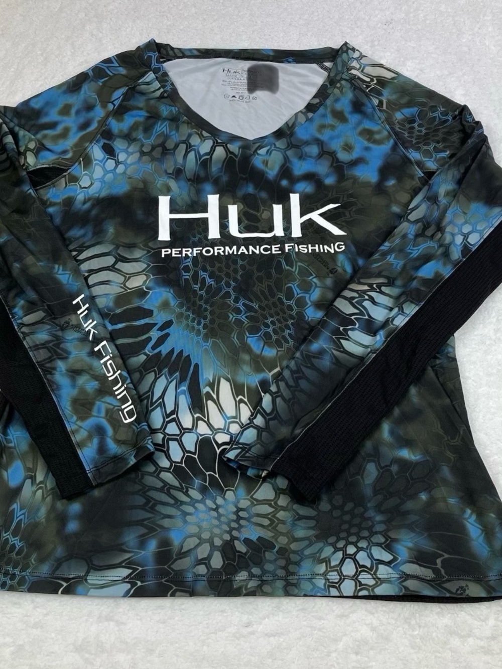 Huk Performance Fishing Long Sleeve Shirt - Kryptek Neptune Camouflage Print